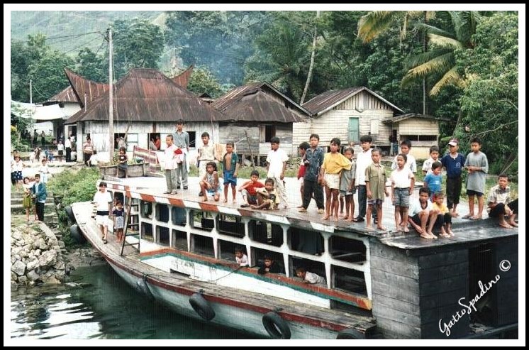  Lago Toba 